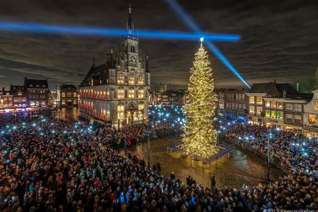 18403727_1386730398074105_9071266756765169013_n Gouda bij Kaarslicht